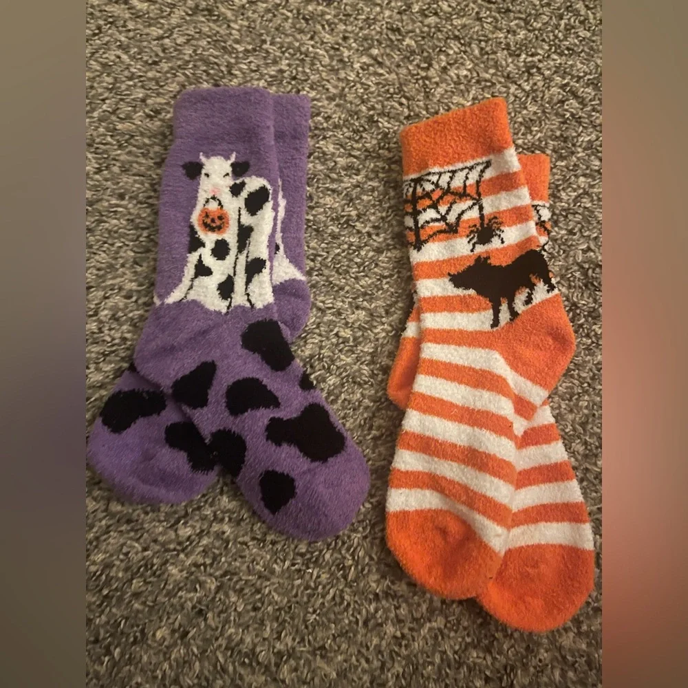 Halloween Farm themed fuzzy socks NWOT